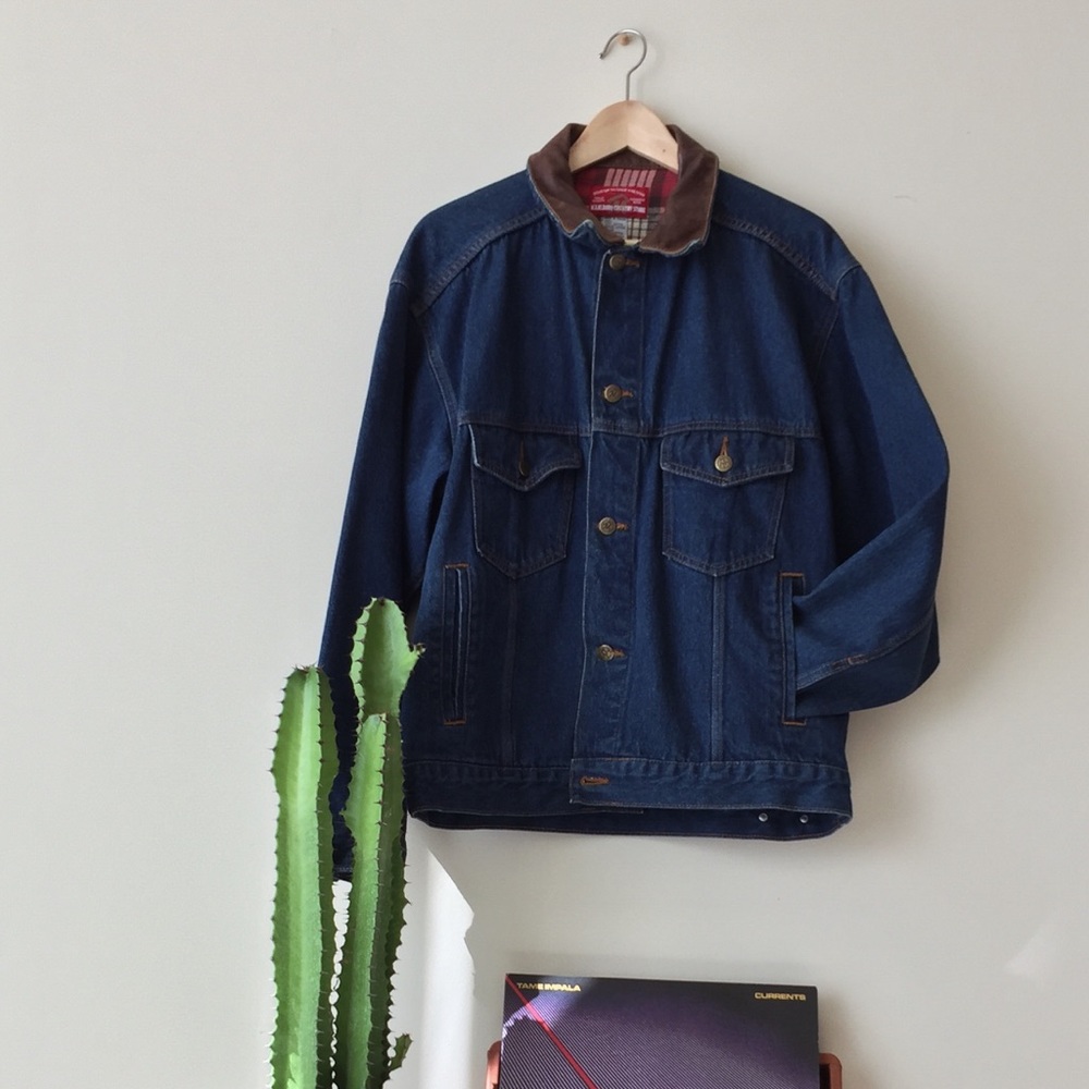 Vintage Marlboro denim jacket.